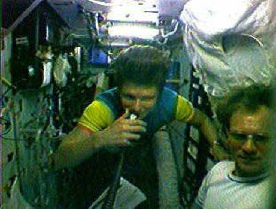 Beim Amateurfunkbetrieb auf der Raumstation MIR